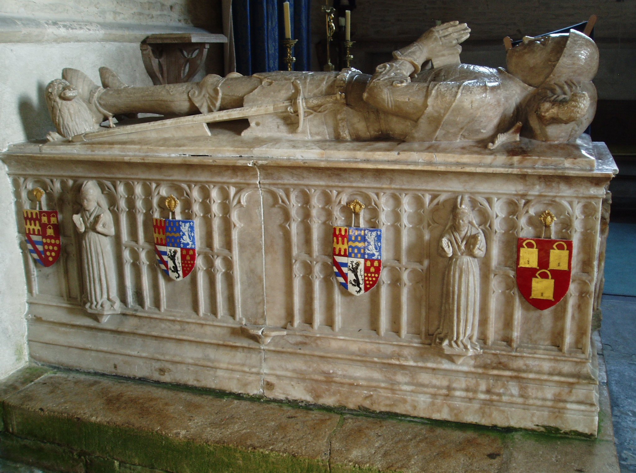 18367397790_4f66cede60_k